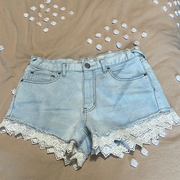 Free People Pants - Free people denim shorts with lace size 27